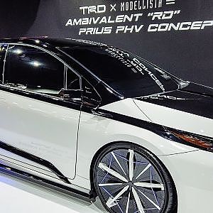 (4K)新型プリウス アンビバレント RD プリウス PHV コンセプト TOYOTA TRD MODELLISTA Ambivalent RD PRIUS PHV CONCEPT