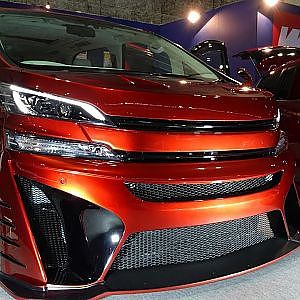 (4K)WAGONIST TOYOTA 30 VELLFIRE custom ワゴニスト30系ヴェルファイア フルエアロ - 大阪オートメッセ2018
