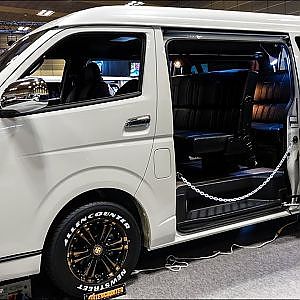(4K)FEEL TOYOTA 200 HIACE custom フィール 200系ハイエースカスタム - OSAKA AUTO MESSE 2019