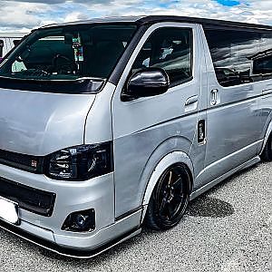HIACE overfender bodykit custom SBM Osaka2021 - SBM大阪2021 ハイエース オーバーフェンダー カスタム