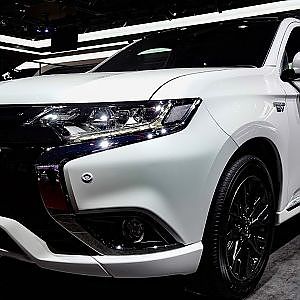 (4K)MITSUBISHI OUTLANDER PHEV 三菱自動車アウトランダーPHEV - 東京モーターショー2017